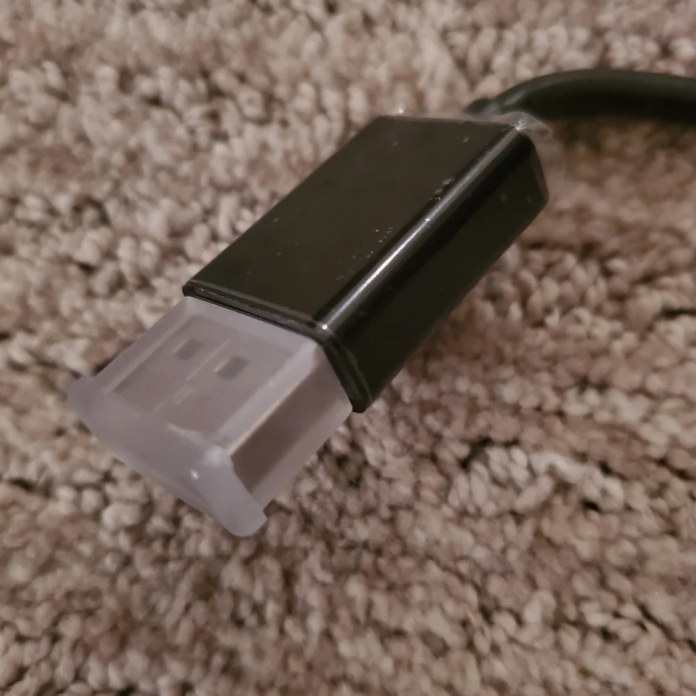 Display port to VGA adapter